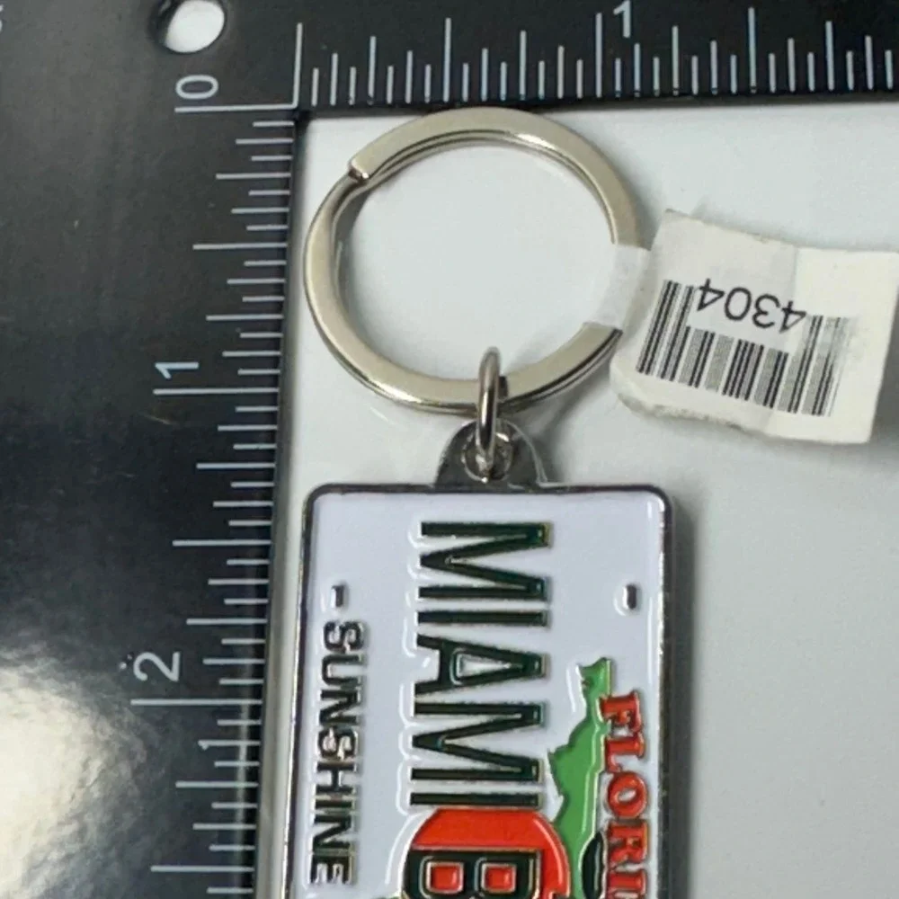Miami Beach Florida Sunshine State License‎ Plate Keychain Souvenir